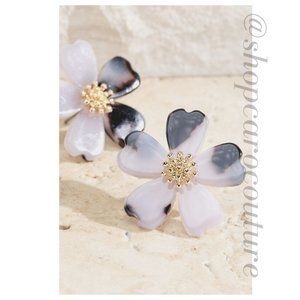 Acetate Flower Earrings - WHITE w/ TORTOISE